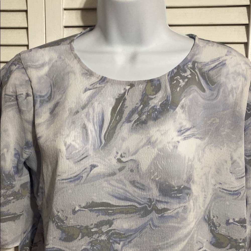 Calvin Klein marble swirl top! - Picture 3 of 10